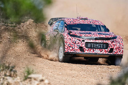 Kris Meeke testa la Citroën C3 WRC 2017