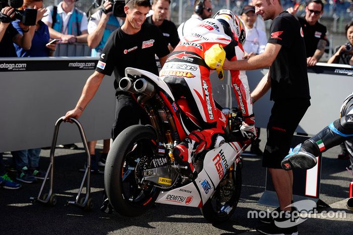 Ganador de la pole Hiroki Ono, Honda Team Asia