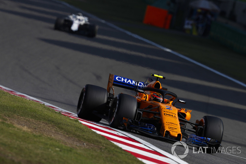 Stoffel Vandoorne, McLaren MCL33 Renault