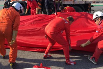 Sebastian Vettel, Ferrari SF90 s'arrête en bord de piste