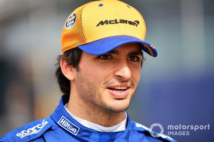 Carlos Sainz: 126.5 millones de dólares
