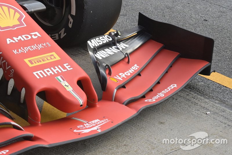 Ferrari, detalle técnico del morro