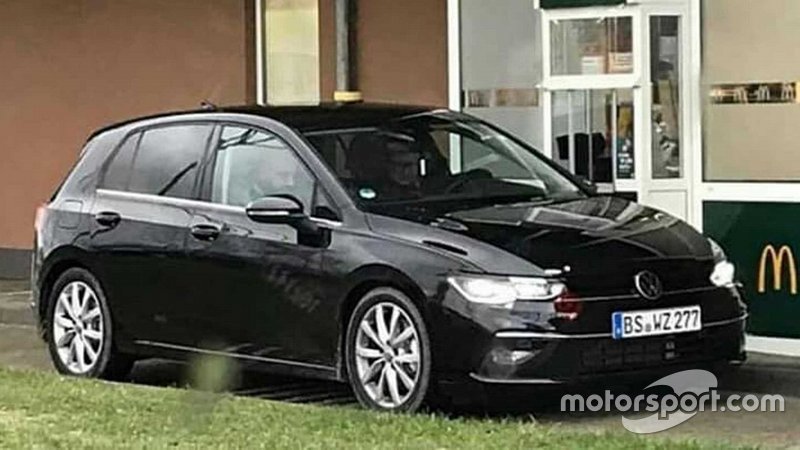Шпигунське фото Volkswagen Golf