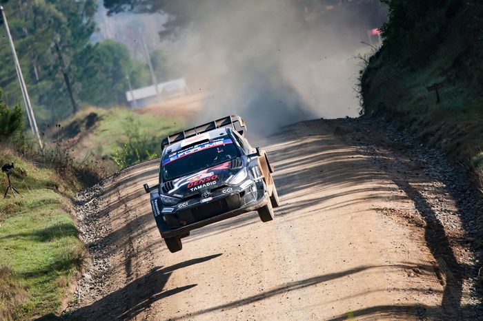 Такамото Кацута, Аарон Джонстон, Toyota Gazoo Racing Wrt Toyota Gr Yaris Rally1
