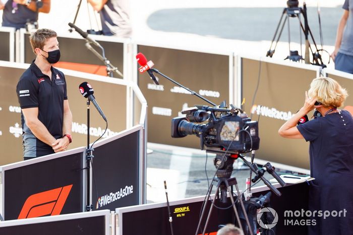 Romain Grosjean, Haas F1, con los medios