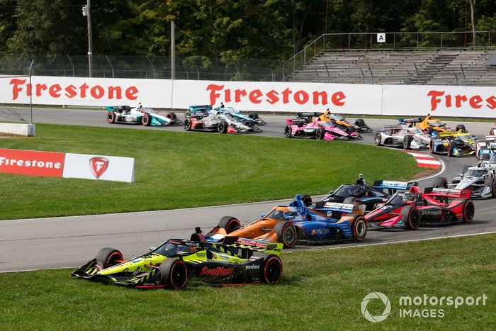Inicio Santino Ferrucci, Dale Coyne Racing with Vasser Sullivan Honda, Scott Dixon, Chip Ganassi Racing Honda, chocan