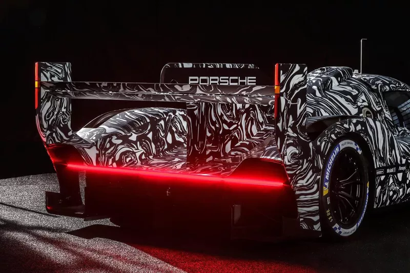 Porsche LMDh