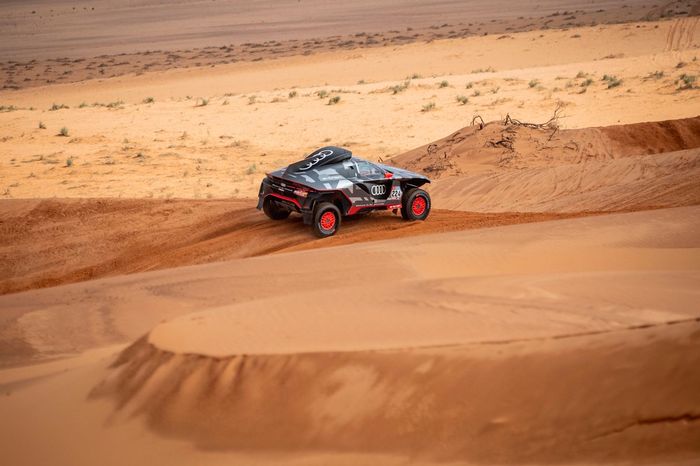 #224 Team Audi Sport Audi: Mattias Ekstrom, Emil Bergkvist