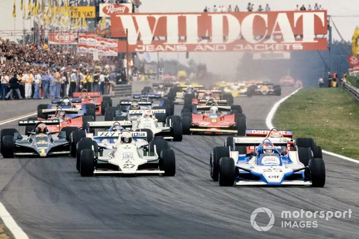 Patrick Depailler, Ligier JS11 Ford ve Alan Jones, Williams FW07 Ford, Nelson Piquet, Brabham BT48 Alfa Romeo ve pole Jacques Laffite, Ligier JS11 Ford