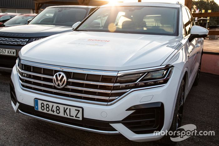 II Curso de Conducción y Nuevas Tecnologías BOSCH - Motor1.com España - Motorsport.com 