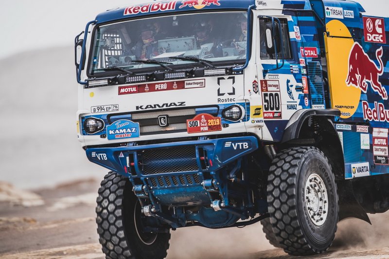 #500 Team Kamaz Master: Едуард Ніколаєв, Євген Яковлєв, Володимир Рибаков