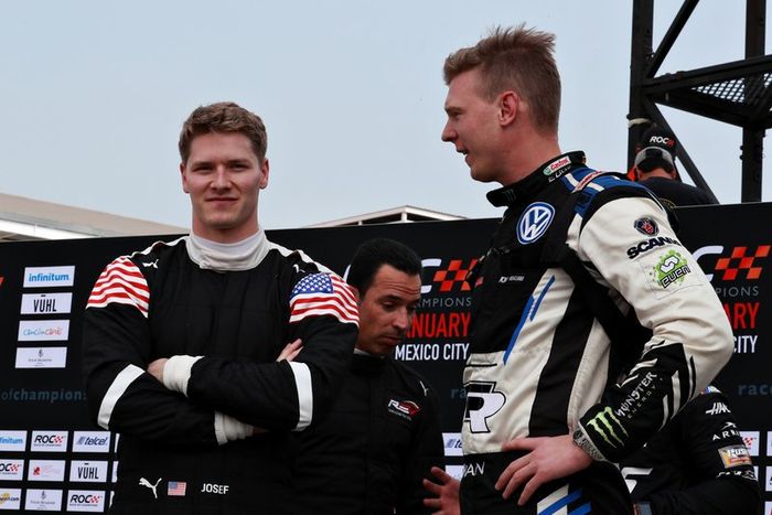 Josef Newgarden y Johan Kristoffersson