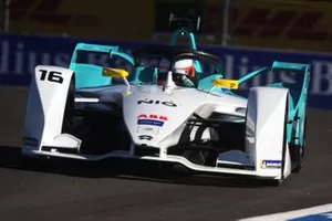 Oliver Turvey, NIO Formula E Team, NIO Sport 004