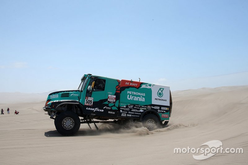 #509 Team De Rooy Iveco: Ton van Genugten, Bernard Der Kinderen, Peter Willemsen          