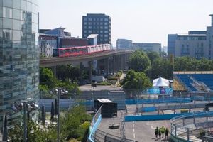 London FE track general view