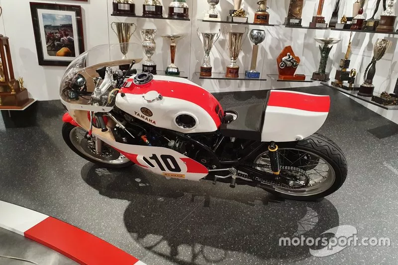 Yamaha TZ 750