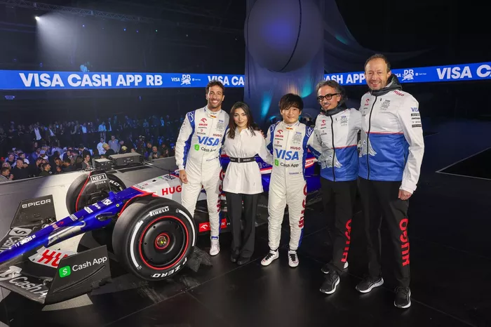 Daniel Ricciardo, Racing Bulls, Amna Al Qubaisi, RB F1 Academy, Yuki Tsunoda, Racing Bulls, Laurent Mekies, Team Principal di Racing Bulls, Peter Bayer, CEO di Racing Bulls