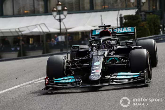 Lewis Hamilton, Mercedes W12