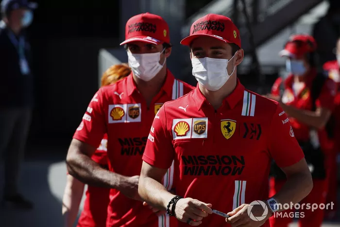 Charles Leclerc, Ferrari, y Carlos Sainz Jr., Ferrari