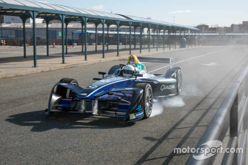 Victor Cruz en el SPARK Renault SRT_01E