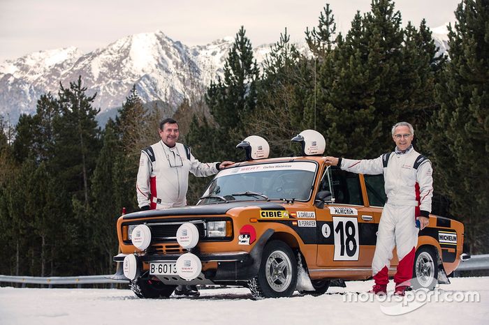 Salvador Cañellas y Daniel Ferrater con el 124 Especial 1800 restaurado