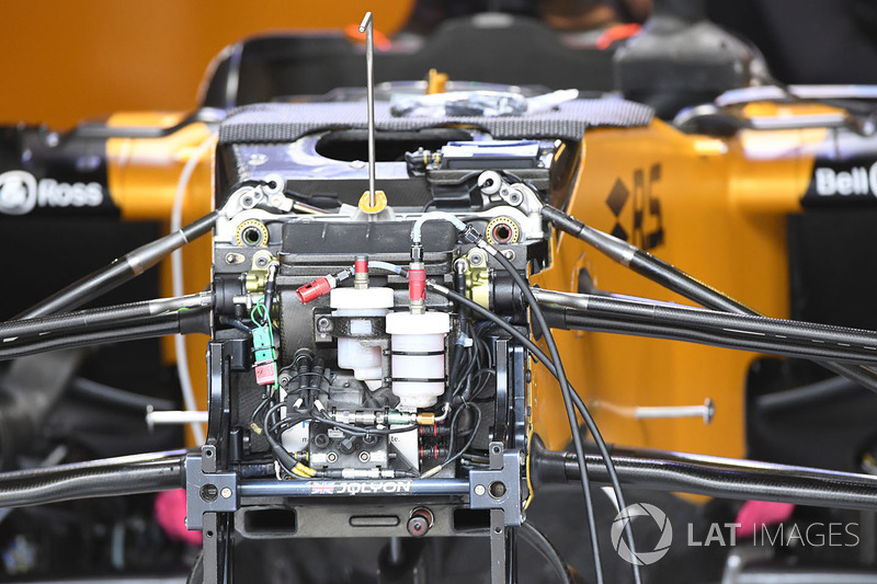 Renault Sport F1 Team RS17 front suspension and chassis detail