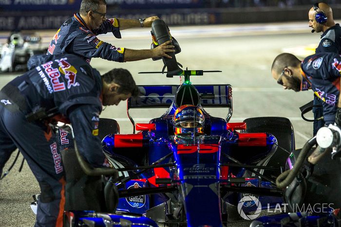 Carlos Sainz Jr., Scuderia Toro Rosso STR12