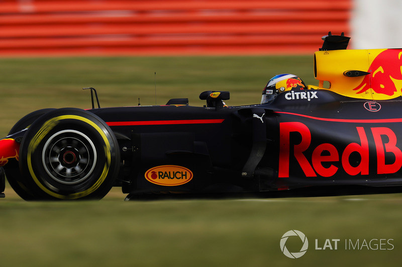 Даниэль Риккардо, Red Bull (117 очков, четвертое место в общем зачете, лучший результат – победа на Гран При Азербайджана). Оценка Motorsport.com Россия – 8/10