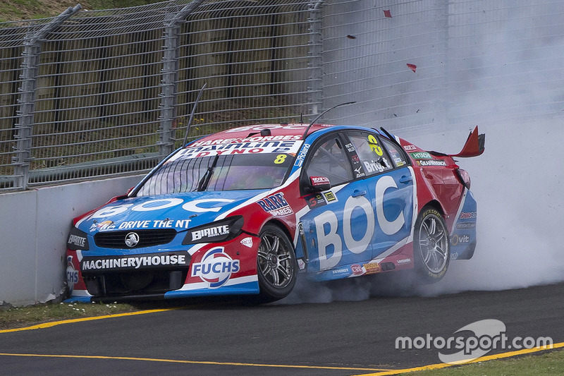 3. Jason Bright, Brad Jones Racing Holden crash