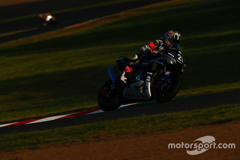 #21 Yamaha Factory Racing Team: Katsuyuki Nakasuga, Pol Espargaro, Alex Lowes
