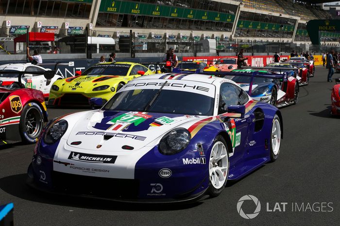 #91 Porsche GT Team Porsche 911 RSR