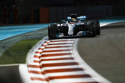 Lewis Hamilton, Mercedes-Benz F1 W08