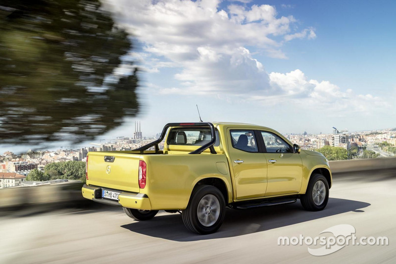 Mercedes X-Class 2018 року