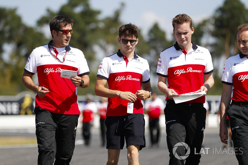 Charles Leclerc, Sauber, marche sur la piste