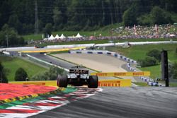 Romain Grosjean, Haas F1 Team VF-17