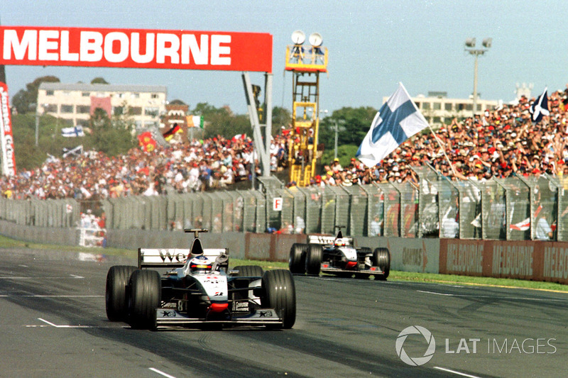 Mika Hakkinen, McLaren MP4/13, David Coulthard, McLaren MP4/13