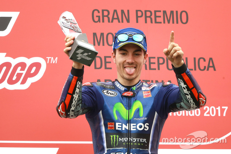 Podium: ganador, Maverick Viñales, Yamaha Factory Racing