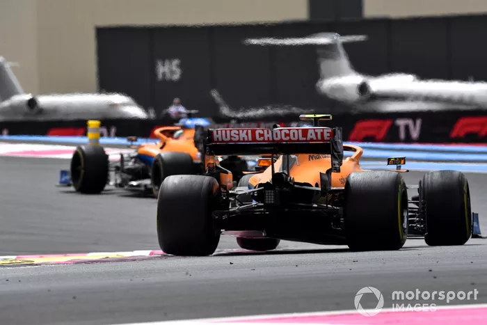 Daniel Ricciardo, McLaren MCL35M, Lando Norris, McLaren MCL35M