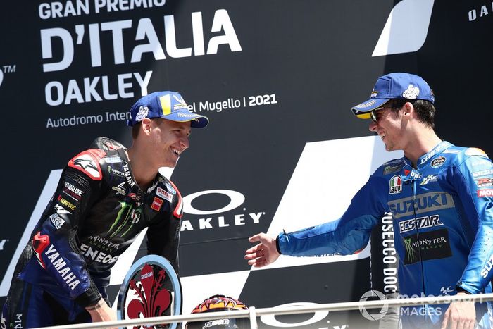 Podio: ganador de la carrera Fabio Quartararo, Yamaha Factory Racing, tercer lugar Joan Mir, Team Suzuki MotoGP