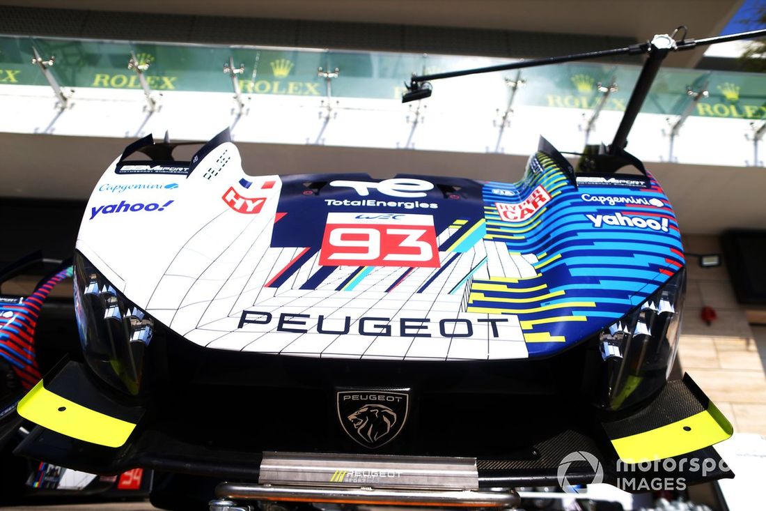 #93 Peugeot Totalenergies Peugeot 9X8: Mikkel Jensen, Nico Müller, Jean-Eric Vergne