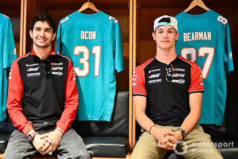 Esteban Ocon, Haas F1 Team, Oliver Bearman, Haas F1 Team