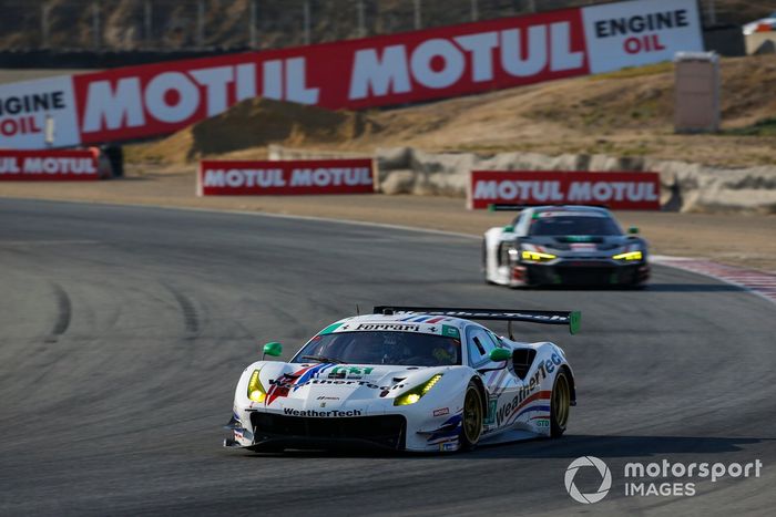 #63 Scuderia Corsa Ferrari 488 GT3, GTD: Cooper MacNeil, Alessandro Balzan