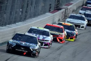 Kevin Harvick, Stewart-Haas Racing, Ford Mustang