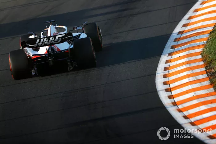Kevin Magnussen, Haas VF-22