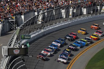 Kyle Busch, Joe Gibbs Racing, Toyota Camry M&M's Chocolate Bar, Denny Hamlin, Joe Gibbs Racing, Toyota Camry FedEx Express