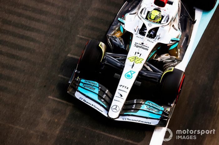 Lewis Hamilton, Mercedes W13