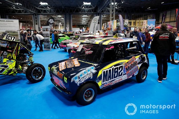 Un coche en el Autosport show