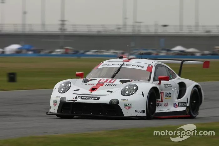 #911 Porsche GT Team Porsche 911 RSR: Matt Campbell, Nick Tandy, Frederic Makowiecki
