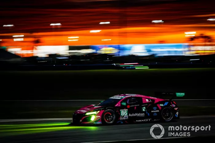 #86 Meyer Shank Racing w/Curb-Agajanian Acura NSX GT3, GTD: Mario Farnbacher, Matt McMurry, Shinya Michimi, Jules Gounon