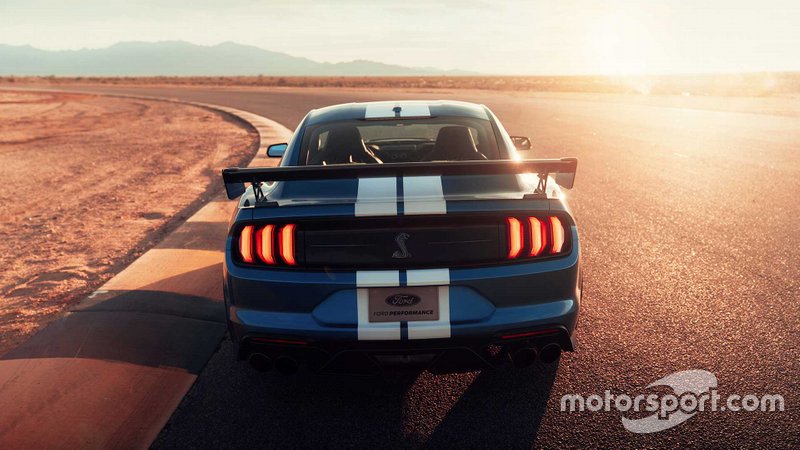 Ford Shelby GT500 2020 року